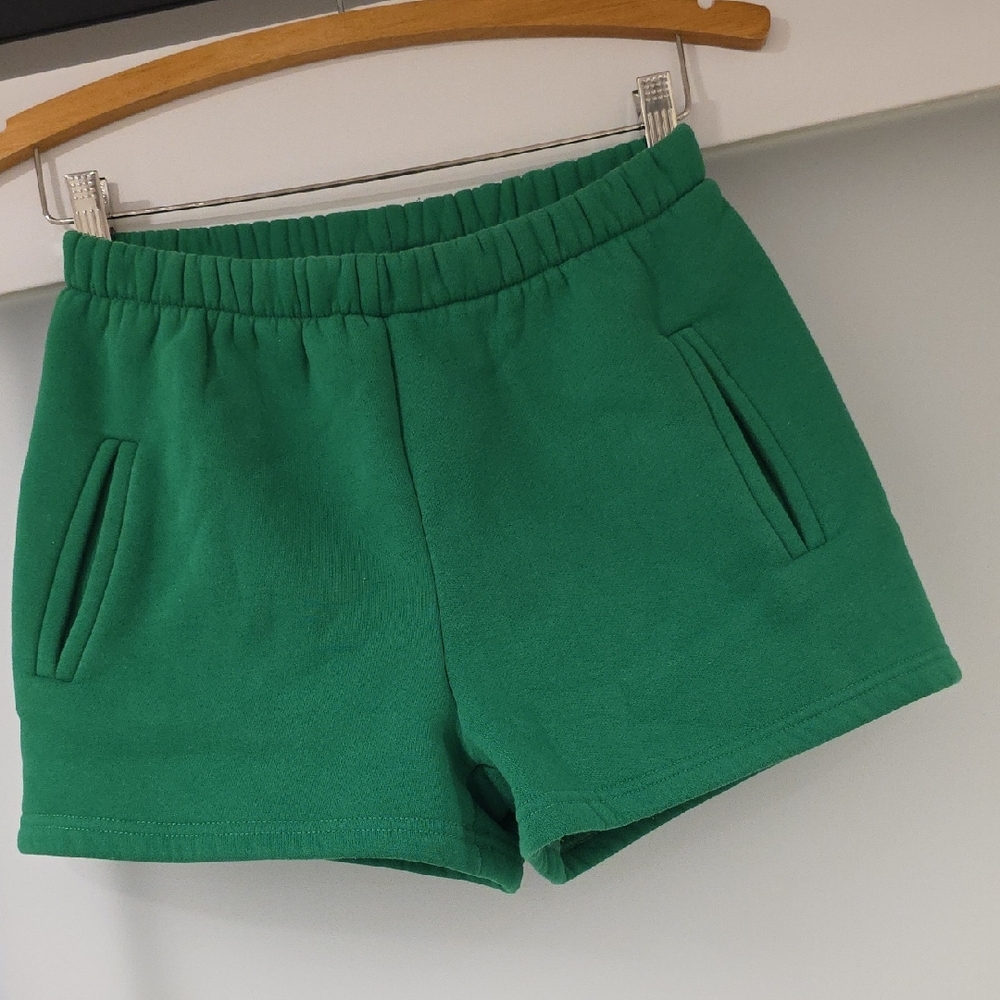 Kelly Green Casual Shorts